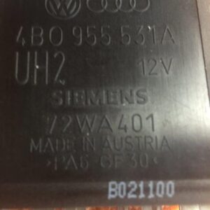 SIEMENS 4B0955531A Relais intervalle essuyage