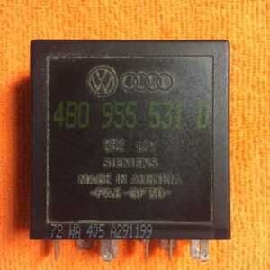 SIEMENS 4B0955531D Relais essui glace