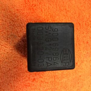 Hella 90069864 GM Essui glace