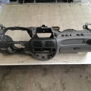 Tableau de bord + airbag passager Renault Megane 1.9 dTi 2001
