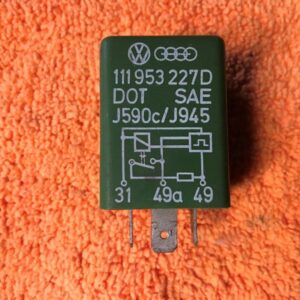Relais  Audi VW - 111953227D