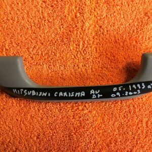 Handle, front right Mitsubishi Carisma 1.6 16V Gasoline 2001