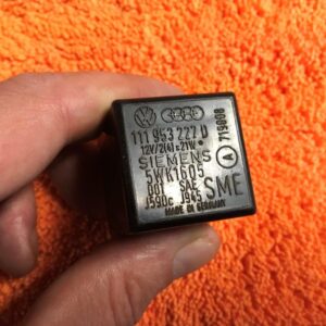 Relais SIEMENS 111953227D