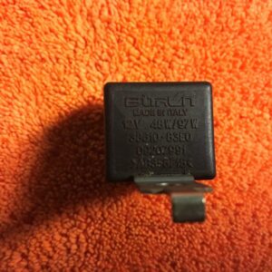 Relais Clignotant Bitron 3861083E0 - 9207991 - Suzuki 12V - 48W/97W