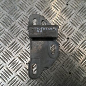 Support silencieux arrière Renault Clio II 1.2 Essence 2000