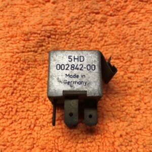 Relais Hella 849919355 - 5HD002842-00