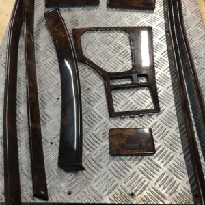 Base of center console BMW E39 - 8200711 -  8211434 - 8200714 - 8200713 - 8211429