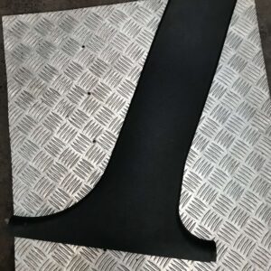 Midden onder Binnen bekleding aan de voet, Rechts BMW E39 525 TDS - 8172422