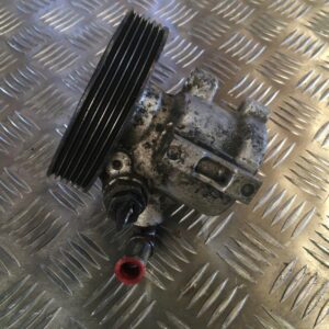 Pompe direction assistée Peugeot 306 XR 1.9 D 2000 -
