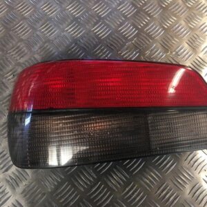 Feu arrière gauche Peugeot 306 XR 1.9 D 2000 - Valeo 2321