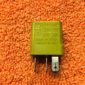 Relais GM24 433 728 - 702.22 12V6A