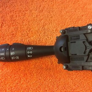 Stuurkolomschakelaar: Koplamp Dacia Lodgy 1.5 DCI 2012 - Valeo E10645396R