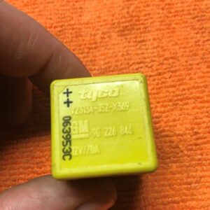 Relais TYCO - V23134-J52-X369  GM - 90226846 - 12V 70A