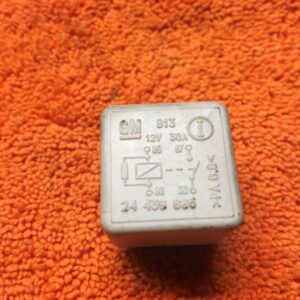 Relais GM 24438885 - 12V - 30A