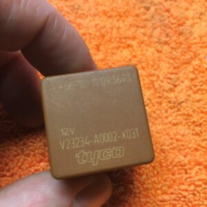 Relais GM 90491314 TYCO V23234-A0002-X031
