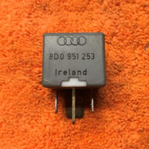 Relais AUDI 8D0951253 - 899312000