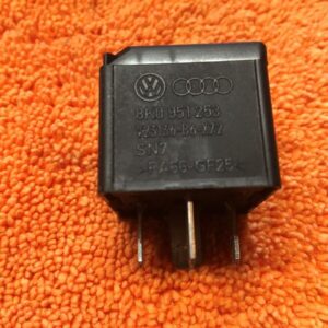 Relais VW - AUDI 8K0951253
