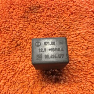 Relais GM 90414477