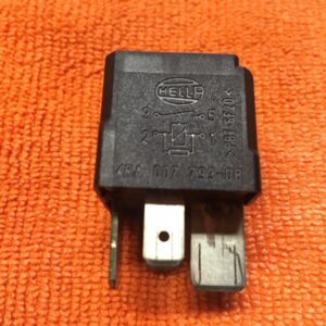 Relais HELLA VW AUDI 7M0951253A
