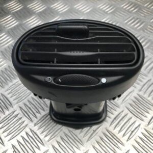 Grille d'aération gauche FORD Focus 1.8 TDdi 90ch Ghia 5p 9/2001 - 98AB19893BJW