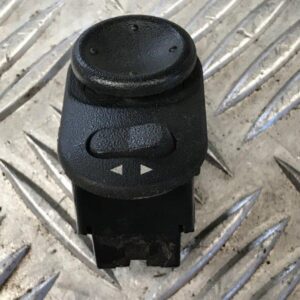 Commutateur réglage rétroviseur SUZUKI Wagon R 1.3i 76 PS 2002 5P - 3795083E20