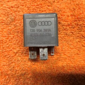 Relais VW AUDI 1J09063814