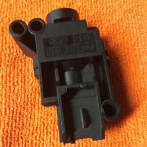 Premier interrupteur à inertie Ford Mondeo - F2AB9341AA
