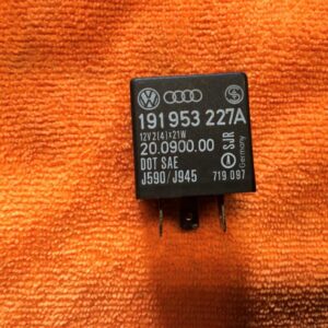 Relais VW AUDI - 191953227A - 20090000 - J590 J945