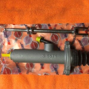 Cylindre émetteur, embrayage pour Renault  AUGER 82816 - OEM 5010136472