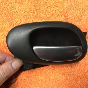 Poignée intérieur de porte avant gauche Peugeot 206 xs 1.6 16v 2001 - 9632918977