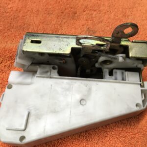 Serrure Mécanique avant droite Ford Fiesta - Ford 93BG220A20BA