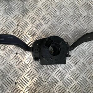 Commodo VW POLO IV 9N/2 1.4i 16v Essence 11/2004 - 6Q0953503AF