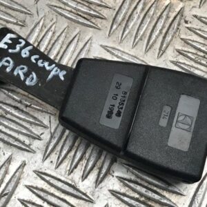 Boucle Ceinture de sécurité arrière droite BMW 318is E36 Coupé 12/1993 - 8135348