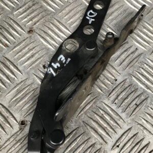 Charnière droite de capot BMW E46 320I 2.2L 2003 - 8200124