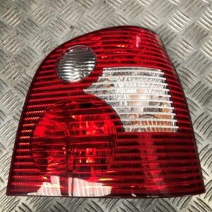 Taillight Right VW POLO IV 9N1 1.4i 16v Essence 11/2004 - 6Q6945112A