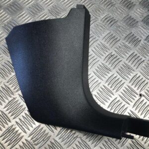 Right Front Foot Trim VW GOLF VI 2.0L TDI 06/2009 - 1K1863484