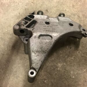 Support moteur droit AUDI A3 8P Sportback 11/2009 - 03L199207