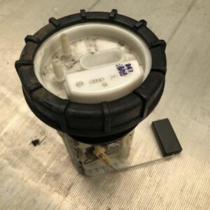 Pompe à carburant VW POLO IV 9N 1.2 Essence 11/2008 - 6Q0919851F