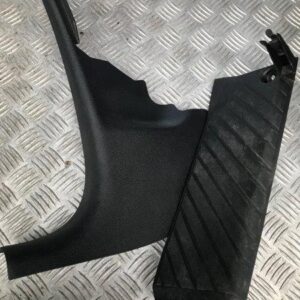 Voetbekleding, vooraan Links AUDI A3 8P Sportback 11/2009 - 8P0867271 / 8P1864777