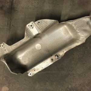 Exhaust heat Shield VW Polo IV 9N/2 1.4i 16v Essence 11/2004 - 6Q0825701A