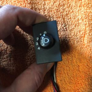 Commutateur réglage phare Suzuki Swift 1.0 6V Essence 1998 - 7D01