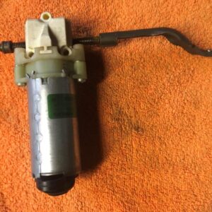 Moteur de réglage siège Audi A8 2004 - BOSCH 0130002528