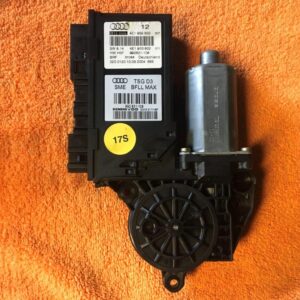 Moteur lève vitre avant gauche Audi A8 2004 - Audi 4E1959802 - Bosch 0130821765