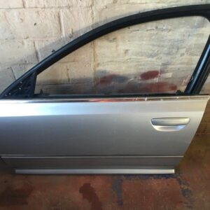 Portière avant gauche Audi A8 2004 - 4E0831419J