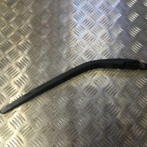 Rear wiper arm  Ka 1.3L Gasoline 07/2002 - 97K617406WE