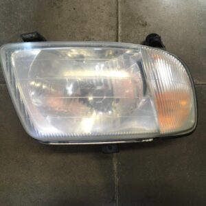 Phare avant droit DAIHATSU CUORE 1.0 12V 3CYL 1998 – Koito 100-51587