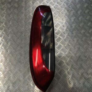 Feu arrière droit Opel Corsa C 1.0 12V 2005 - GM 09114337