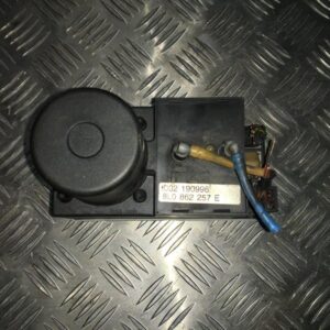 Pompe fermeture centralisée AUdi A3 1.9 TDi 2000 - Audi 8L0862257E