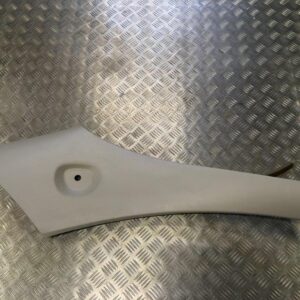 Panneau de recouvrement de porte - Montant gauche Opel Corsa 1.3 JTD MT 2005 - GM 09114813