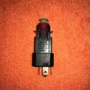 Interrupteur de feu stop Opel Corsa 1.3 JTD MT 2005 - GM 90460325